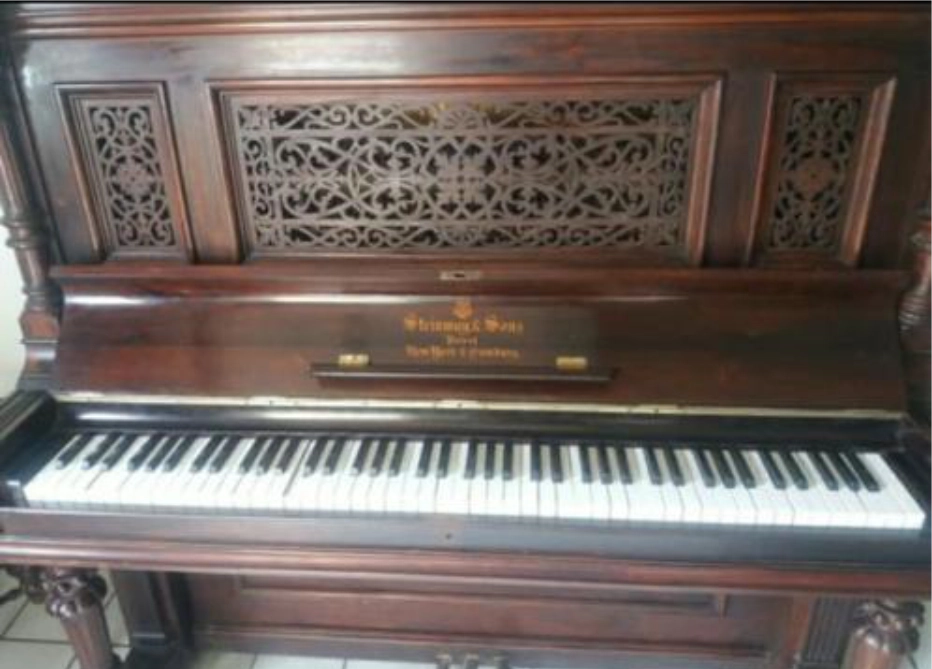 Piano 100% reformado antes da reforma