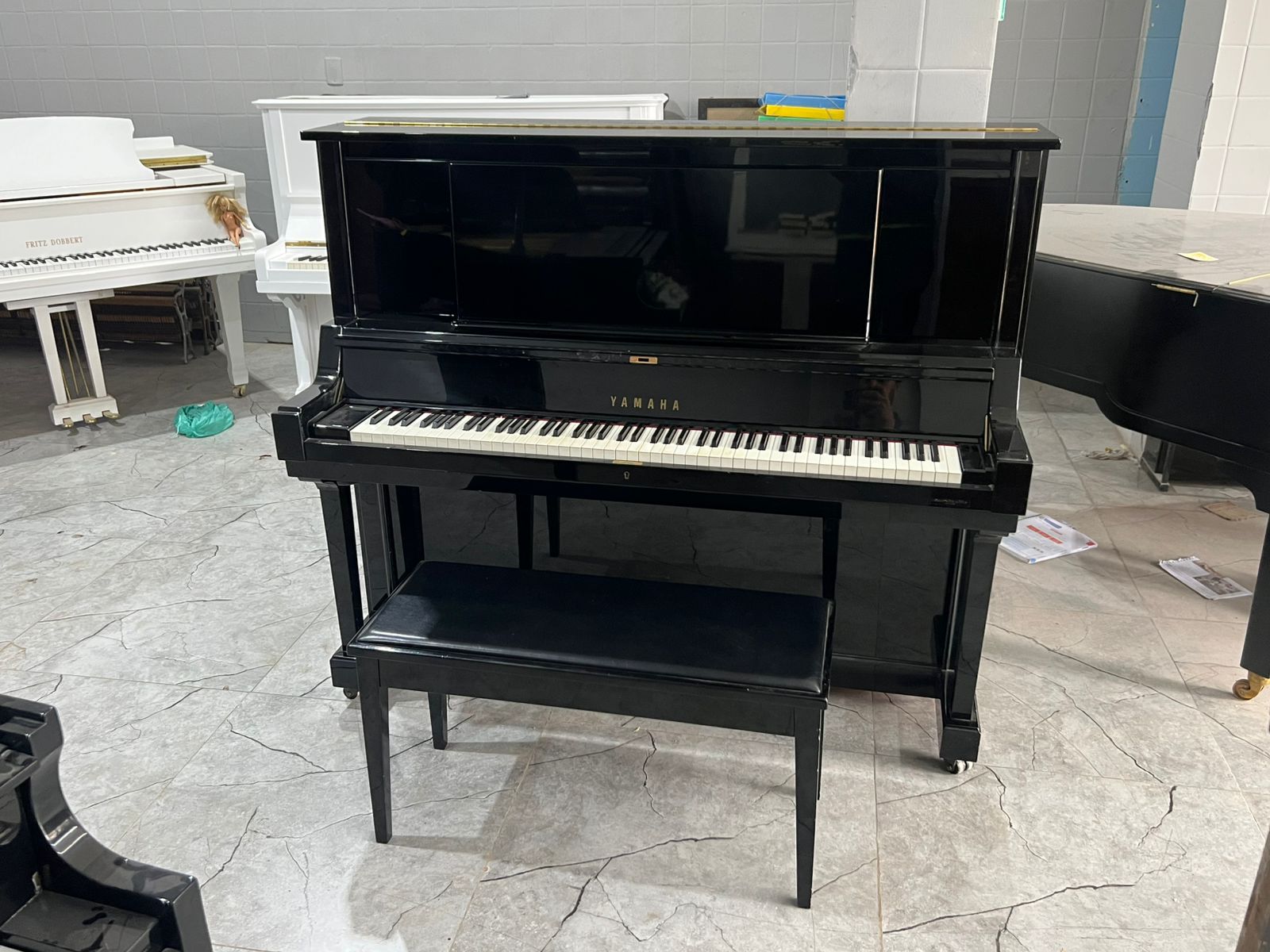 Vista 5 do piano Yamaha Acústico
