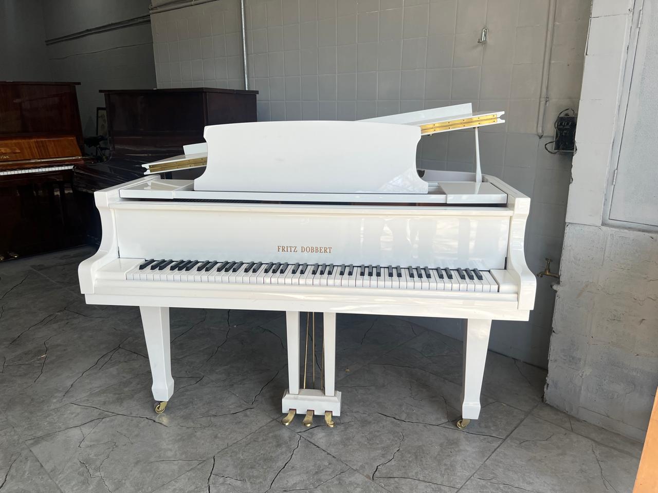 Vista 9 do piano Fritz Dobbert Cauda